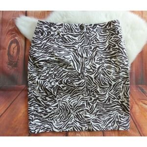 CHICO'S Zebra Print Pencil Skirt Stretch 0.5 (S/6)